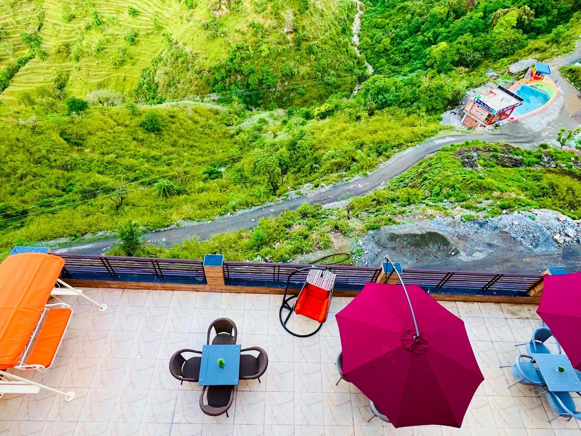 Doon Nature Valley Resort, Kempty Fall ムスーリー エクステリア 写真